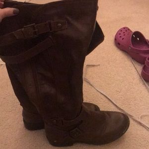brown leather boots